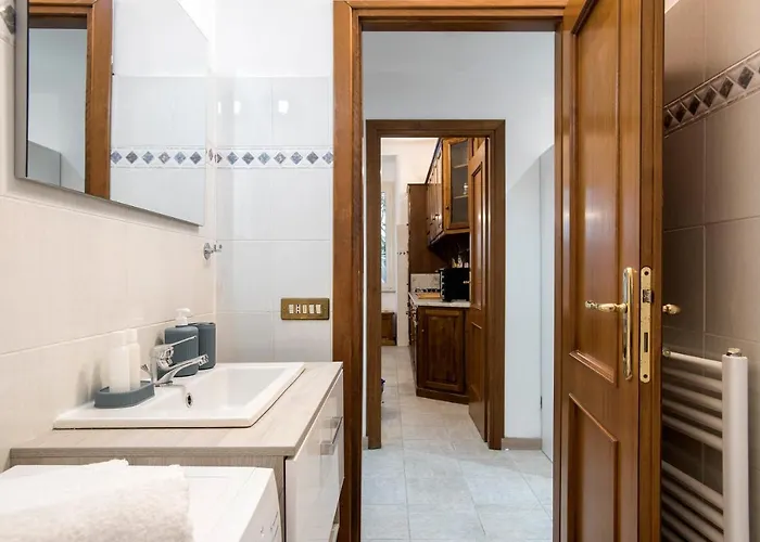 Exclusive A Pochi Passi Dal Centro Apartment Rom